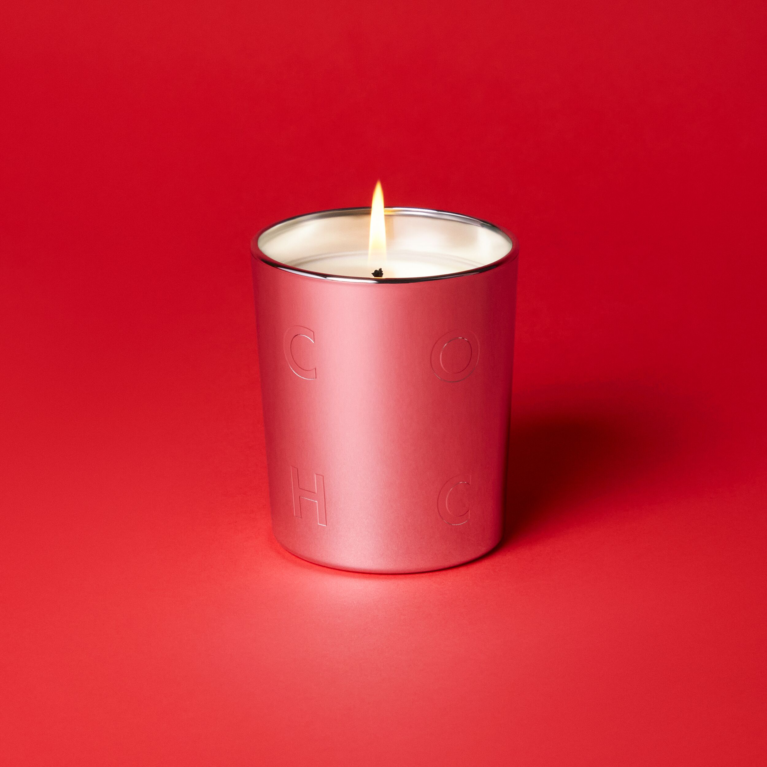 hot-chocolate-peppermint-candle-beauty-pie